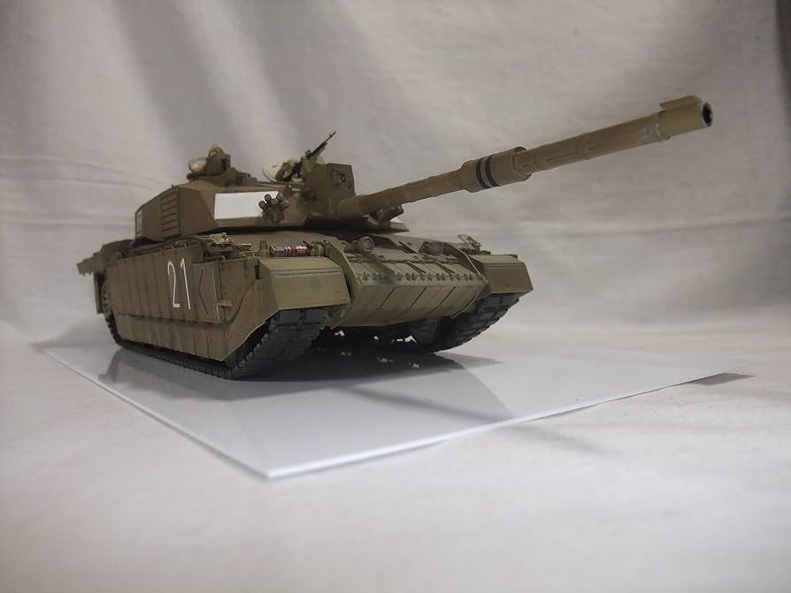 Amazon | 完成品 イギリス軍チャレンジャーⅡ戦車 35分1